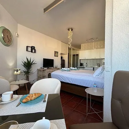 Zenith - Hypercenter - Seaview Appartement *